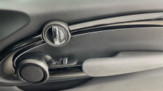 MINI Hatchback 1.5 Cooper Classic 3dr Auto Petrol Hatchback